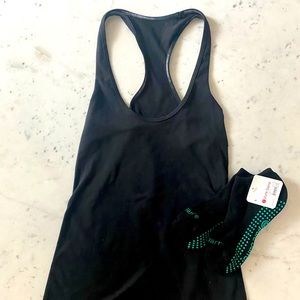 Lulu lemon work out tank and BNWT sticky socks